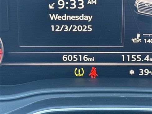 Used 2018 Audi Q5 Prestige w/ Prestige Package image 30