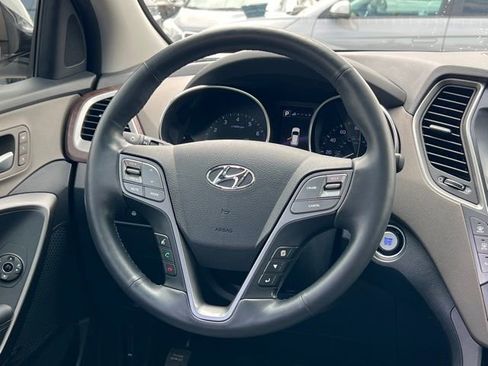 Used 2019 Hyundai Santa Fe XL AWD/4WD image 12
