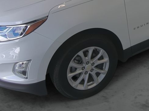 Used 2020 Chevrolet Equinox LT FWD image 7