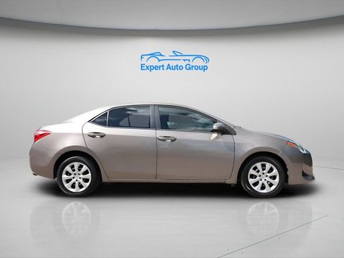 Used 2019 Toyota Corolla LE image 29