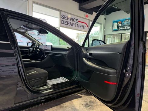 Used 2025 Hyundai Sonata SEL FWD image 47