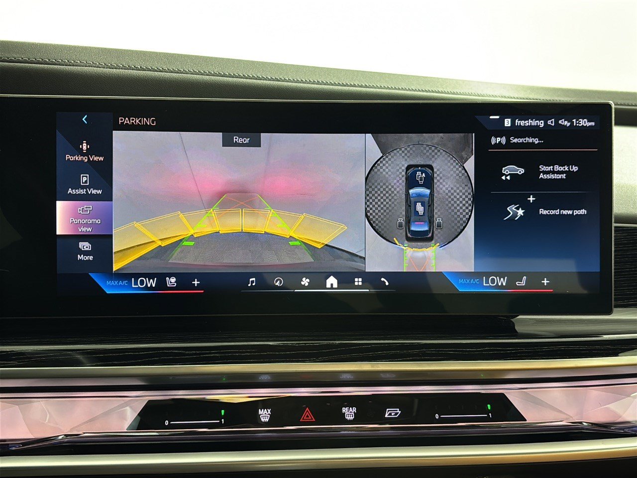 Used 2026 BMW 740i RWD image 24