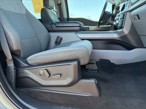 Certified 2021 Ford F150 XLT w/ Equipment Group 302A High image 16