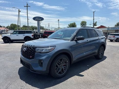 New 2026 Ford Explorer ST w/ Sun And Sound Package AWD/4WD image 3