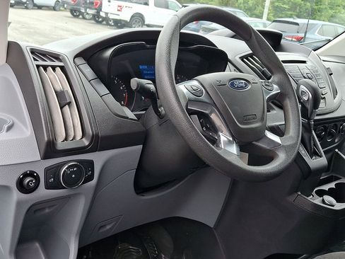 Used 2019 Ford Transit 150 XL RWD image 12