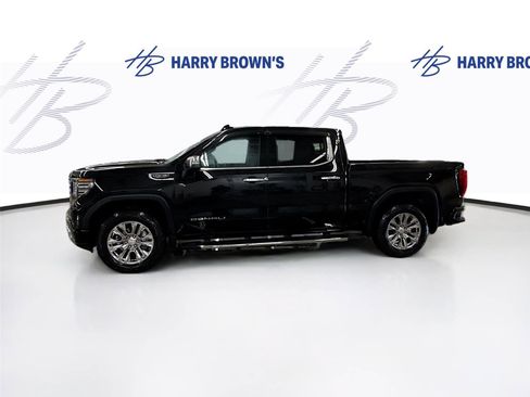 Used 2023 GMC Sierra 1500 Denali w/ Technology Package image 9