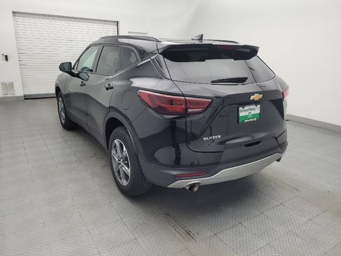 Used 2024 Chevrolet Blazer LT w/ Convenience Package FWD image 5