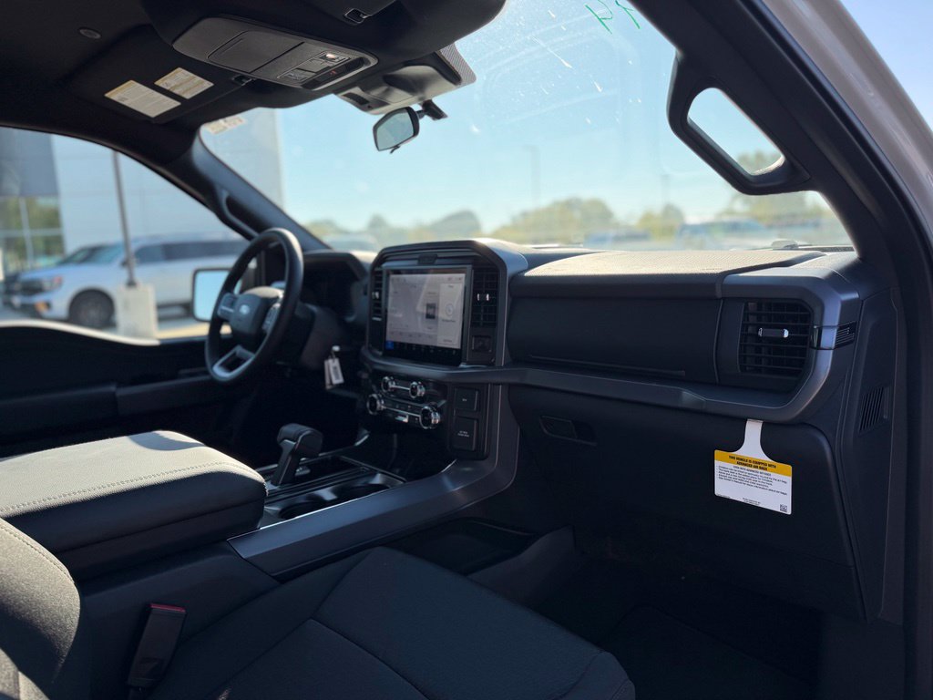 New 2026 Ford F150 XLT w/ Tow/Haul Package AWD/4WD image 9
