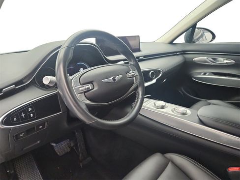 Used 2022 Genesis GV70 2.5T w/ Select Package image 10