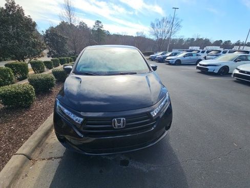 Certified 2023 Honda Odyssey Sport image 6