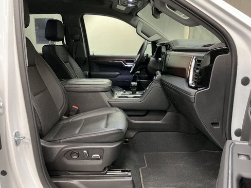 Used 2023 GMC Sierra 1500 Denali AWD/4WD image 39