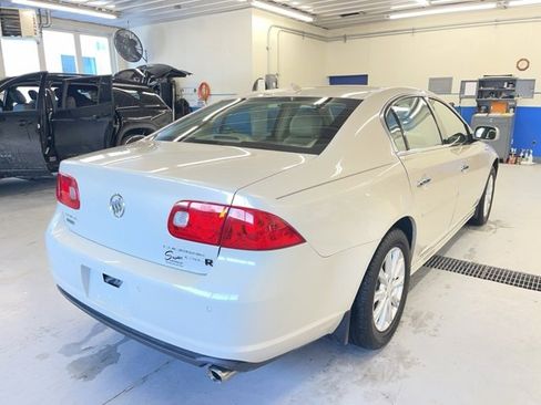 Used 2011 Buick Lucerne CXL w/ Driver Confidence Package image 7