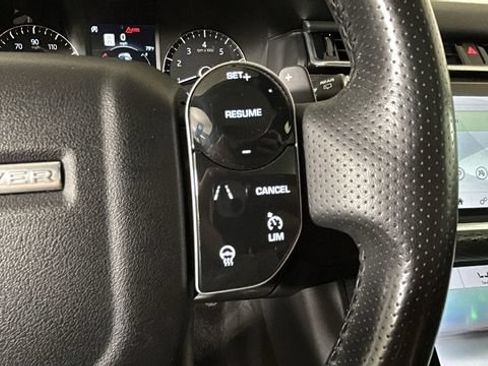Used 2018 Land Rover Range Rover Velar S AWD/4WD image 16
