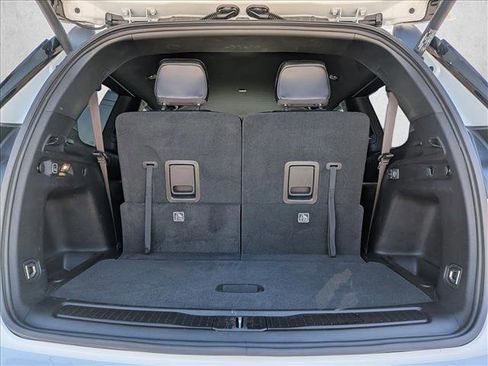 Used 2025 Jeep Grand Cherokee L Limited image 7