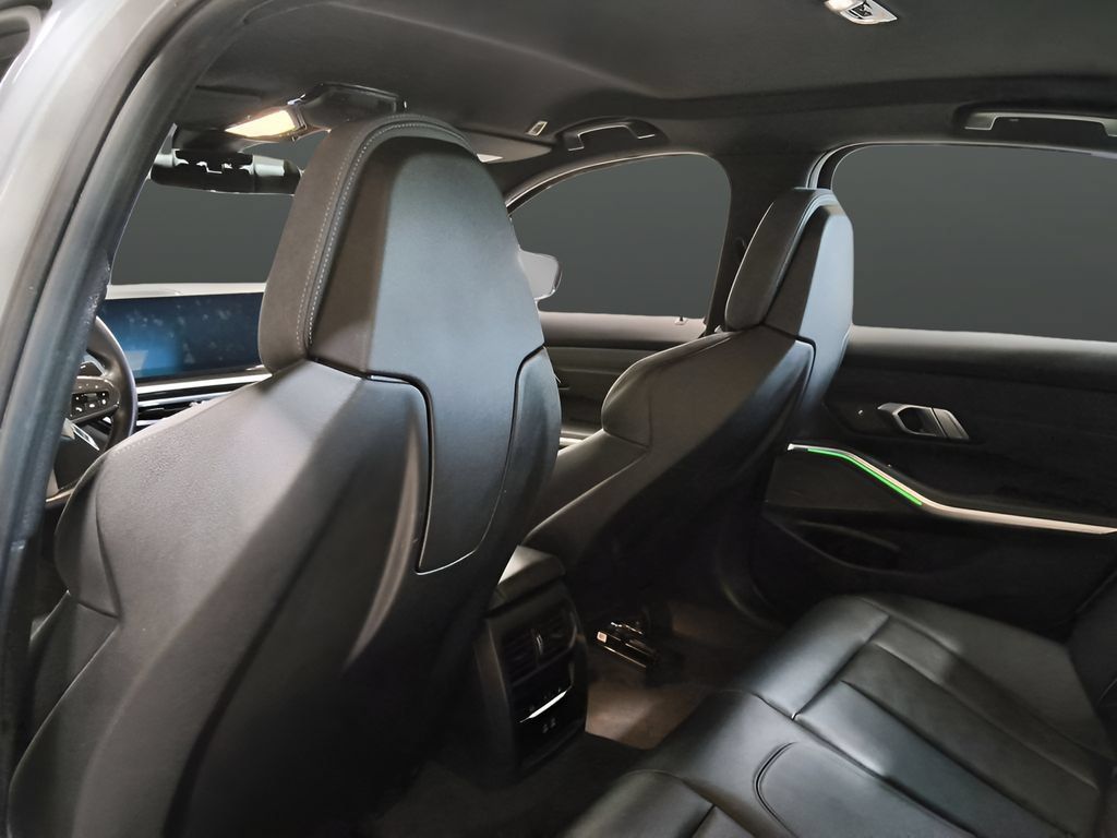 Used 2023 BMW M3 w/ Executive Package RWD image 17