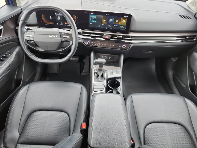 Certified 2026 Kia Sportage EX FWD image 14