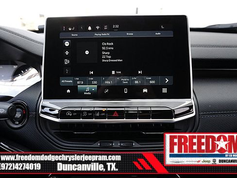 New 2026 Jeep Compass Latitude image 20