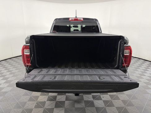 Used 2024 GMC Canyon Denali AWD/4WD image 16