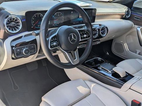 Certified 2022 Mercedes-Benz CLA 250 image 10