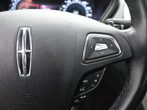Used 2019 Lincoln MKC Black Label AWD/4WD image 14