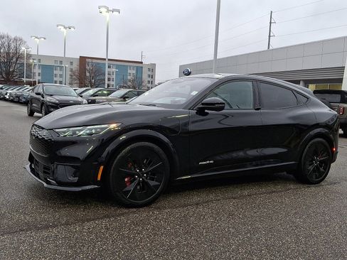 Used 2025 Ford Mustang Mach-E GT image 5