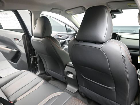 New 2026 Subaru Crosstrek 2.5i Limited w/ Crosstrek Mirror Package image 15