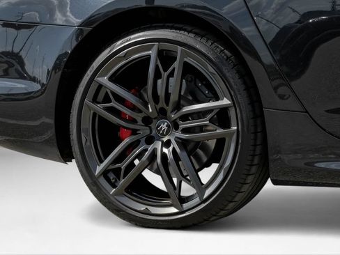 Used 2022 Maserati Quattroporte Trofeo RWD image 66