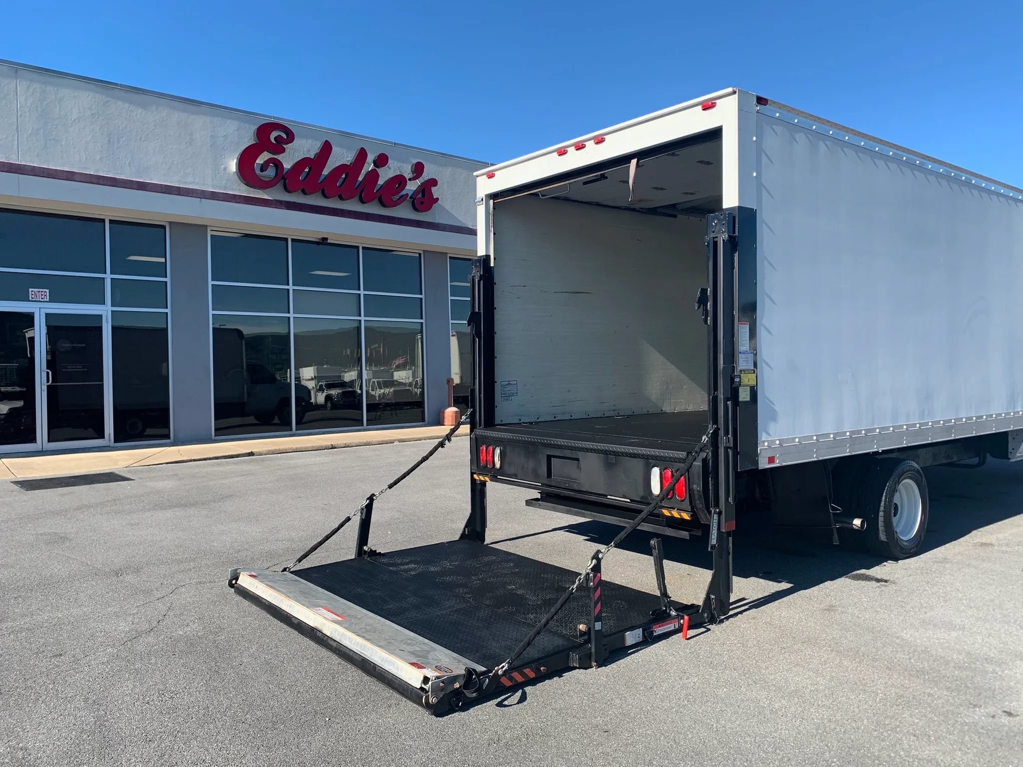 Used 2017 Ford E-450 and Econoline 450 Super Duty w/ Power Windows & Locks Group RWD image 30