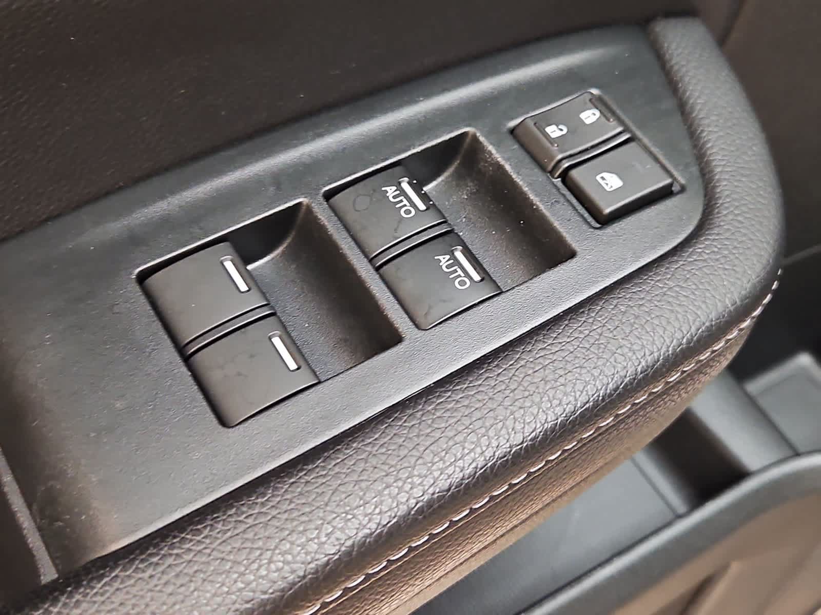 Certified 2023 Honda Passport EX-L image 18