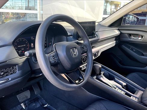 Used 2023 Honda Accord LX image 14