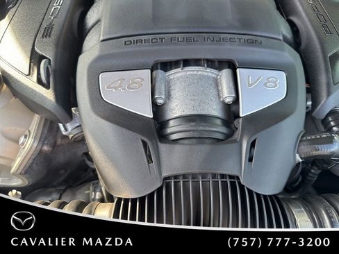 Used 2018 Porsche Cayenne Turbo AWD/4WD image 52