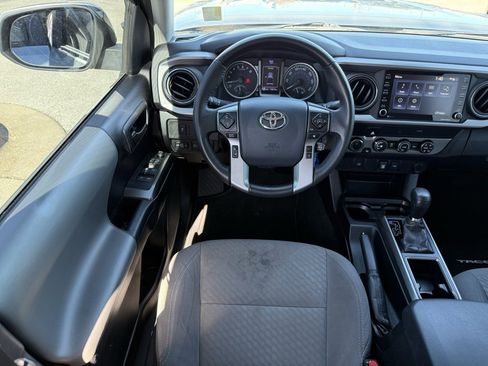 Used 2020 Toyota Tacoma SR5 image 27