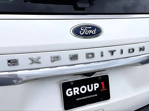 Used 2023 Ford Expedition Max Platinum RWD image 30