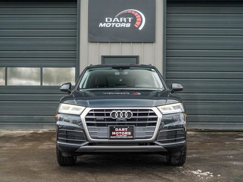 Used 2018 Audi Q5 Prestige w/ Prestige Package image 2