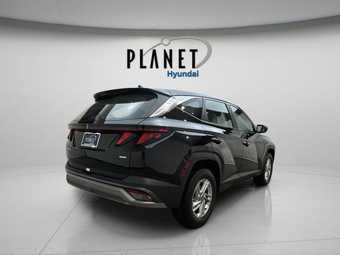 New 2026 Hyundai Tucson SE image 7