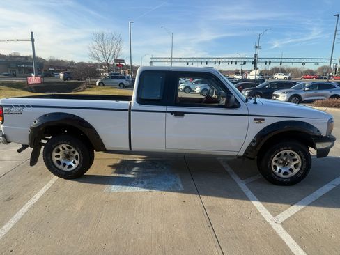 Used 1996 MAZDA B-Series Pickup 4x4 Cab Plus B4000 image 5