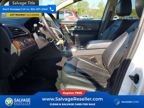 Used 2014 Lincoln MKX AWD w/ Equipment Group 102A image 9