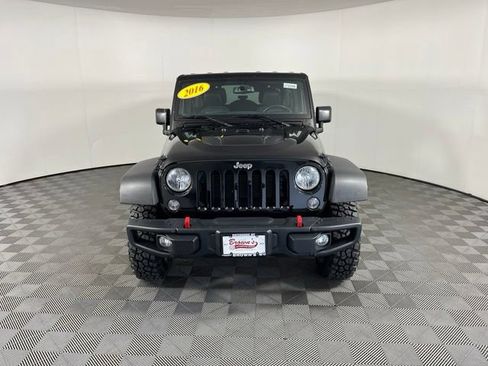 Used 2016 Jeep Wrangler Unlimited Rubicon AWD/4WD image 2