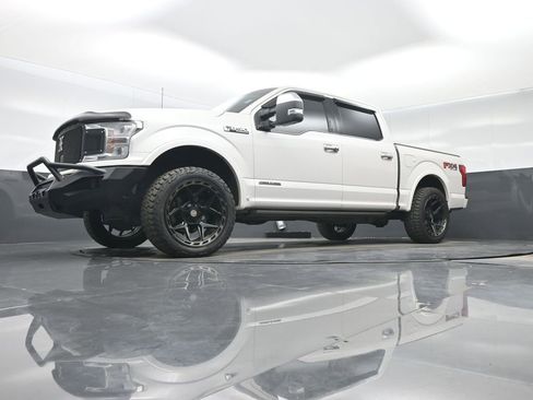 Used 2019 Ford F150 Platinum w/ Equipment Group 701A Luxury AWD/4WD image 26