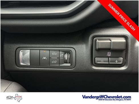 New 2026 Chevrolet Silverado EV LT w/ Plus Package AWD/4WD image 20