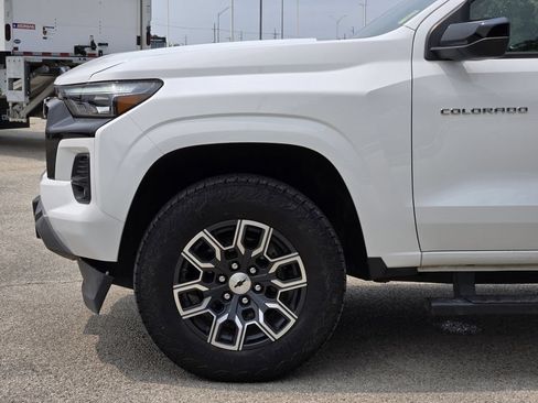 Used 2024 Chevrolet Colorado Z71 w/ Advanced Trailering Package AWD/4WD image 8