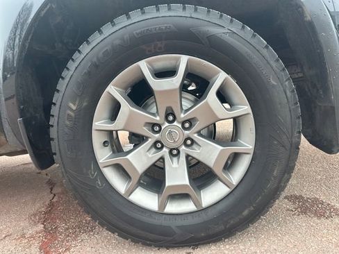 Used 2020 Nissan Frontier SV image 31