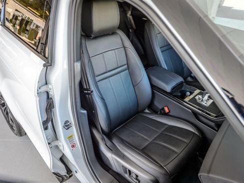 Used 2023 Land Rover Range Rover Evoque R-Dynamic SE AWD/4WD image 38