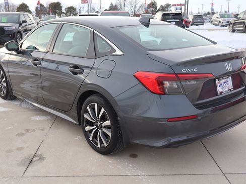 Used 2024 Honda Civic EX image 8