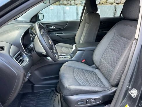 Used 2019 Chevrolet Equinox LT FWD image 12