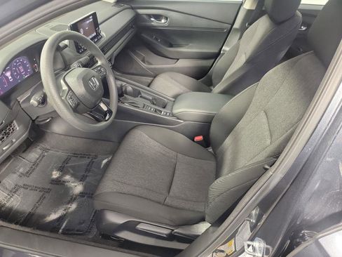 Certified 2025 Honda Accord LX image 18