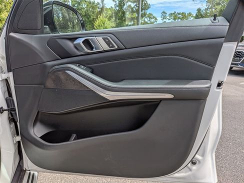 Used 2023 BMW X5 xDrive40i image 36