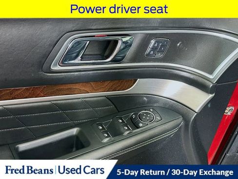 Used 2016 Ford Explorer Platinum AWD/4WD image 22