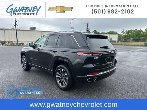 Used 2023 Jeep Grand Cherokee Overland w/ Luxury Tech Group IV AWD/4WD image 7