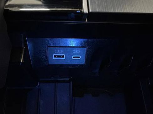 Used 2024 Toyota Sequoia Platinum image 21